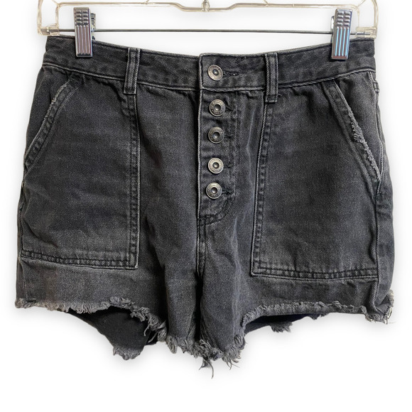 Free People Jess Carpenter Shorts Button Fly Black Raw Hem Size 26 Waist - Picture 10 of 10